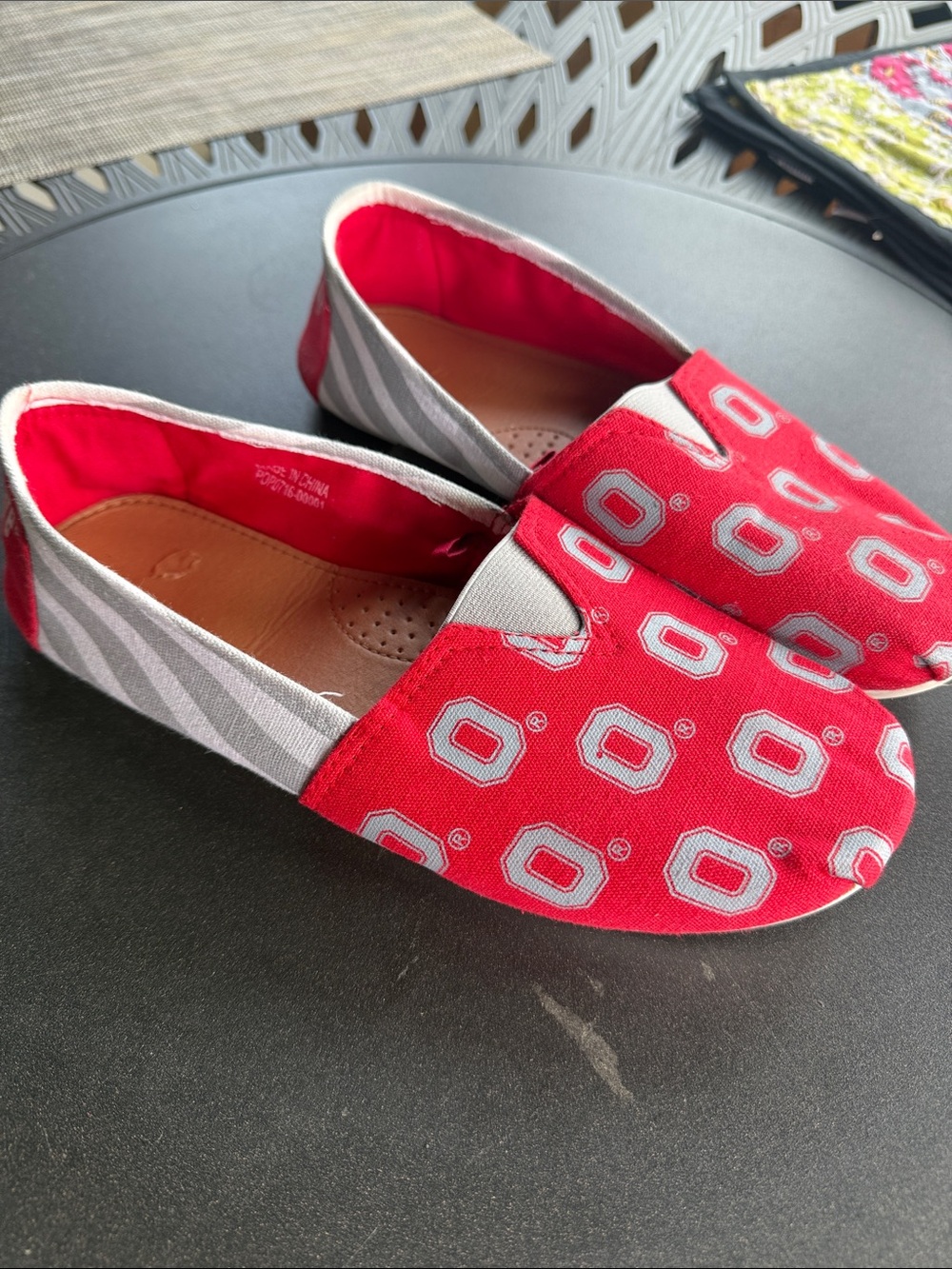 Women’s Red Slip-On Shoes with Ohio State 'O' Print